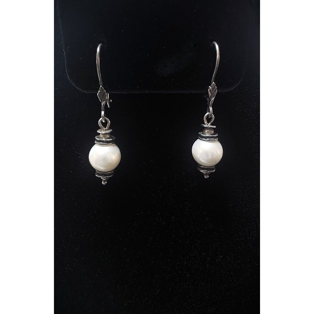 Silpada Retired Pearl "Light the Way" Earrings